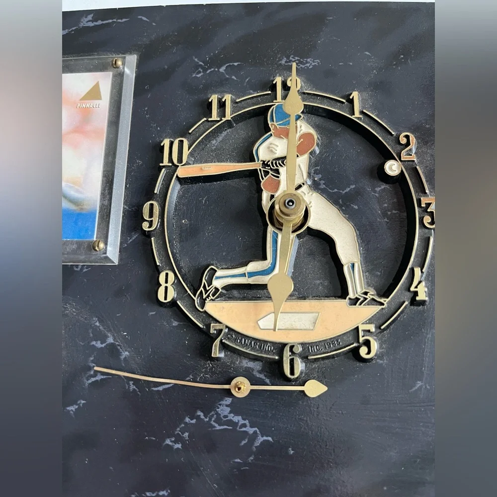 Vintage Minnesota Twins Kirby Puckett commemorative faux marble clock w/card